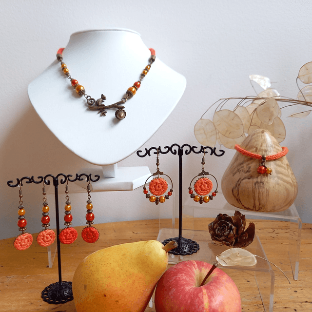 Parure orange et bronze - Bracelet tricoté orange clair