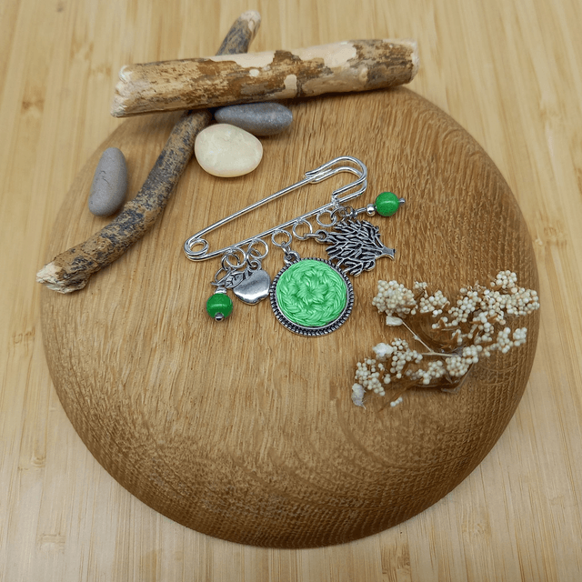 Broche verte et argentée - Le pommier