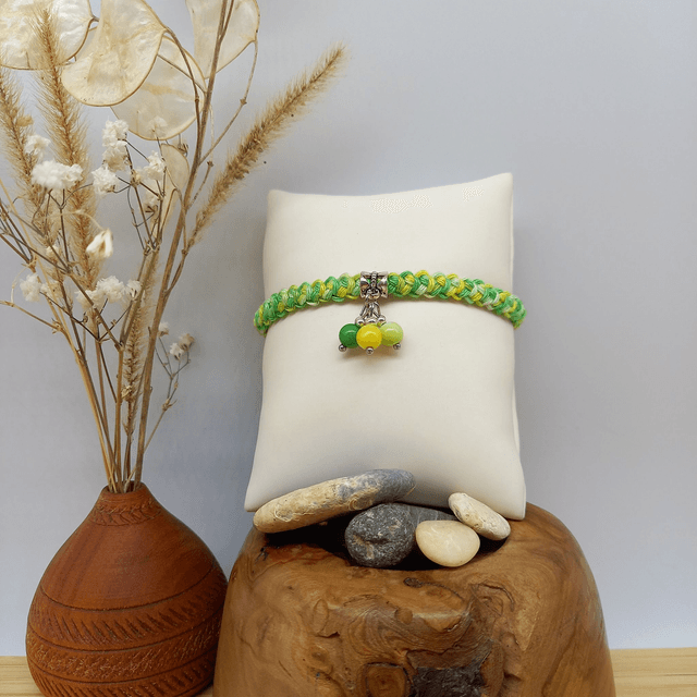 Bracelet au crochet camaïeu jaune et vert - Collection Camaïeu