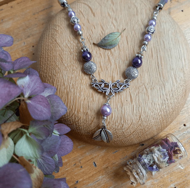 Parure violette et argentée - Collier ras de cou - Feuilles