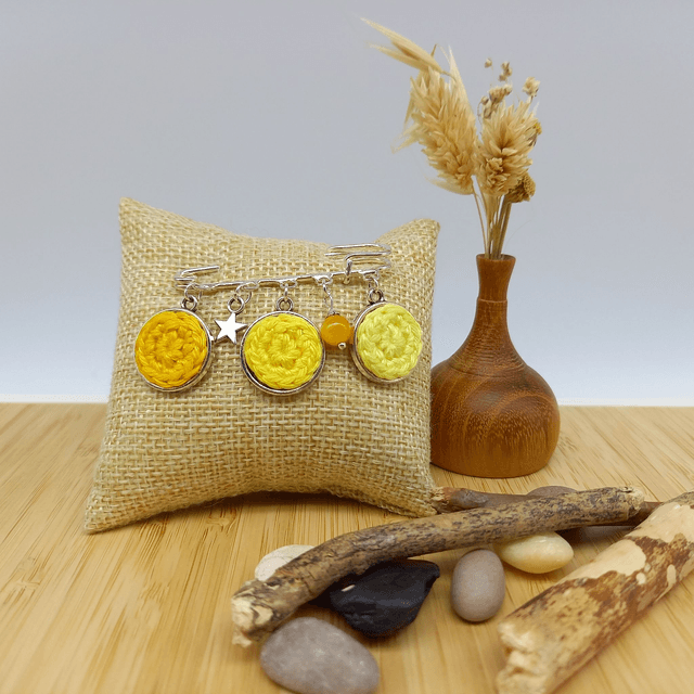 Broche jaune et argentée - Etoile