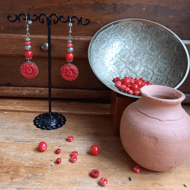 Parure rouge et argenté - Boucles d'oreille rouges pendantes