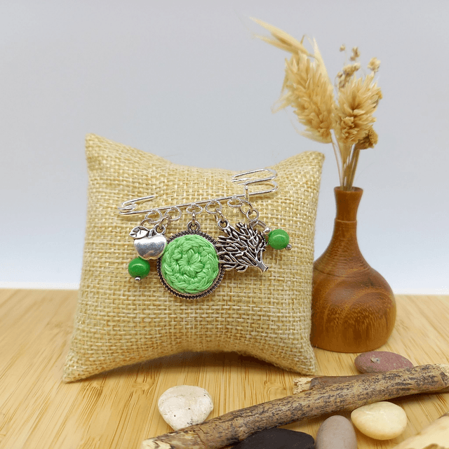 Broche verte et argentée - Le pommier