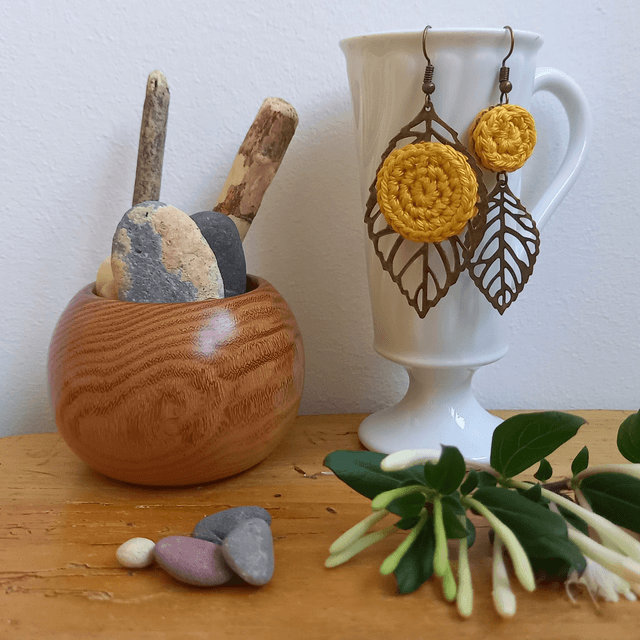 Boucles d'oreille asymétriques Feuille - Jaunes