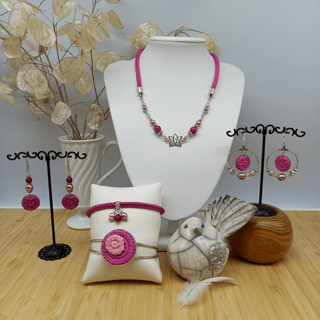 Parure rose et argentée - Collier ras de cou Fleur de lotus