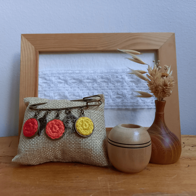 Broche rouge, orange, jaune et bronze - Broche d'automne