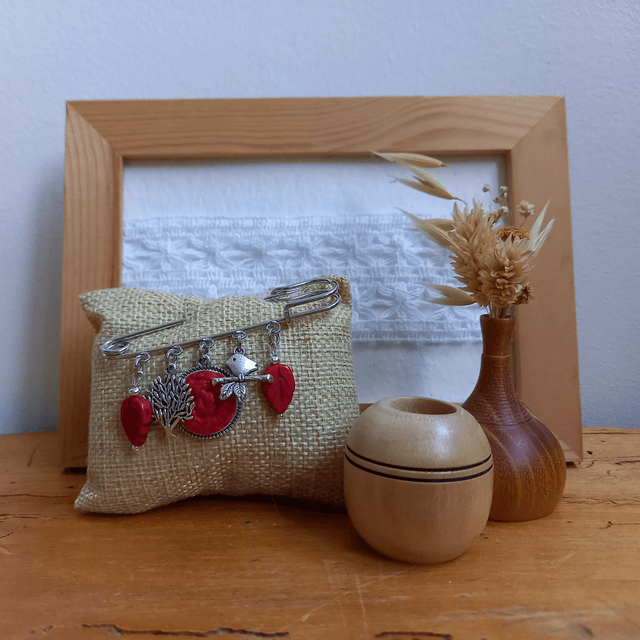 Broche rouge et argenté - Broche d'automne