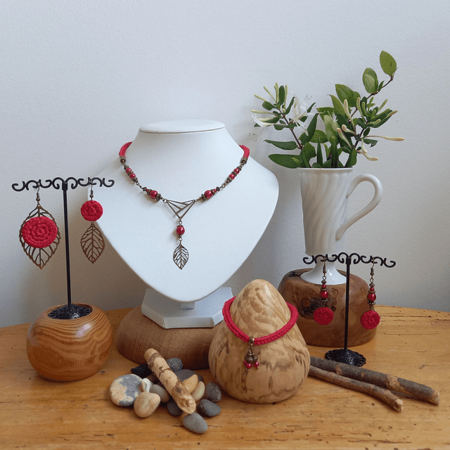 Boucles d'oreille asymétriques Feuilles - Rouges