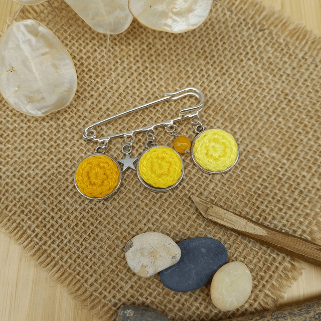 Broche jaune et argentée - Etoile
