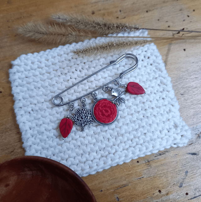Broche rouge et argenté - Broche d&#039;automne
