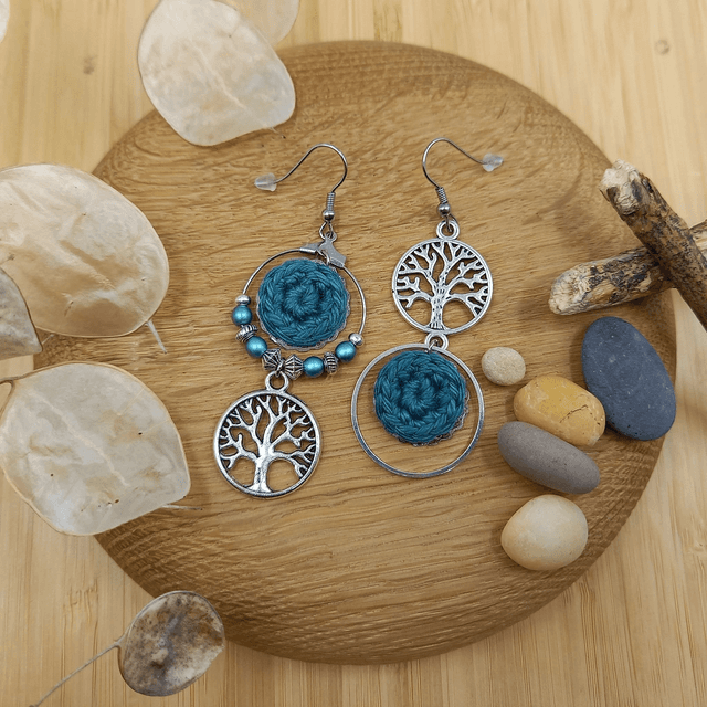 Parure turquoise et argenté - Boucles d&#039;oreille turquoise asymétriques